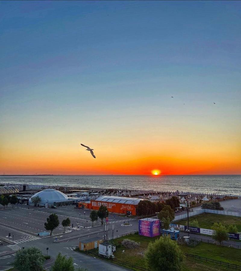 Apartamento Monalissa Summerland Mamaia Exterior foto